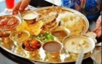 गोकर्णेश्वरका श्रमिकलाई निःशुल्क भोजन