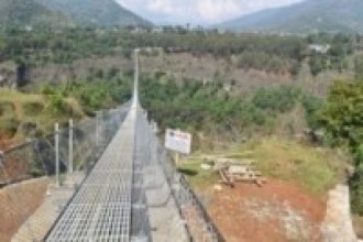 कालीगण्डकी माथी निर्माण  भएको झोलुङ्गे पुल