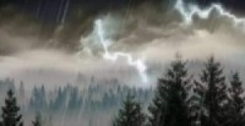 अविरल वर्षाका कारण दुई दर्जन घर जोखिममा