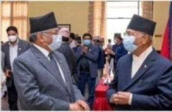 १० बुद्धिजीवी हरुको एउटै स्वर योबेला सरकार फेर्ने कुरा गलत