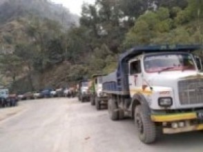 काभ्रेपलाञ्चोकले विकास आयोजनाको निर्माणका लागि ढुवानी पास दिने