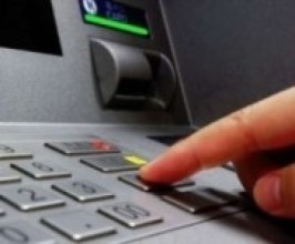 बैंक र एटिएम सेवा  बन्द हुँदा सेवाग्राही मर्कामा