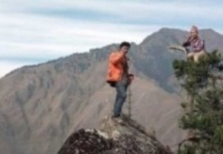 इन्टरनेटको त कुरा छोडौँ, हेलो भन्न त पाउनु पर्यो नि !