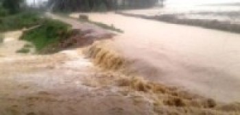 बर्खा लागेपछि भजनीका नागरिक बाढीको त्रासमा