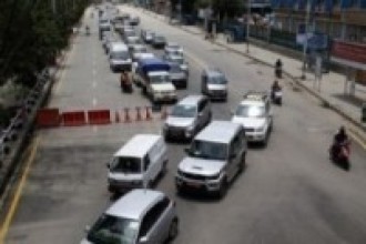 सवारी जाँचका क्रममा देखिएको  जाम