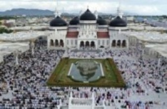 इन्डोनेसियाका मस्जिदहरुमा प्रार्थना गर्न छुट,विश्वभर जनजीवन सहज बन्दै   
