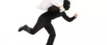 गरगहनासहित रु ३० लाख बराबरको धनमाल चोरी