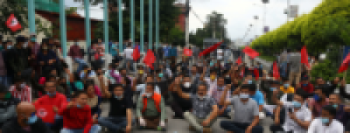 पेट्रोलियम पदार्थमा भएको मूल्यवृद्धि खारेज गर्न माग 