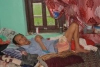 खुट्टा गुमाएका राई वृद्धाश्रममा