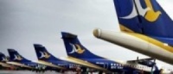 वायुसेवा कम्पनी भन्छन् : ढुक्कले जहाज चढ्नुस्   