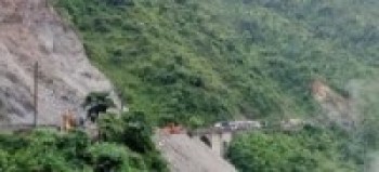 तीन दिनपछि मध्यपहाडी राजमार्ग खुला