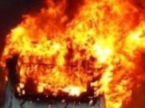 उदयपुरमा आगलागी हुँदा तीन घर जलेर नष्ट