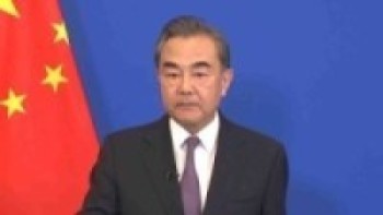 चिनियाँ विदेशमन्त्रीद्धारा जापानका प्रधानमन्त्री र पूर्वप्रधानमन्त्रीसँग छलफल