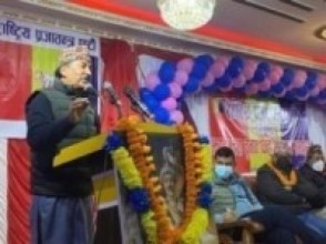 सहमतिबाटै पार्टीलाई अगाडि बढाउनुपर्छ : अध्यक्ष थापा