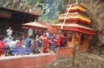 फागु पूर्णिमाको अवसरमा भीमेसन मन्दिरमा भक्तजनको घुइँचो