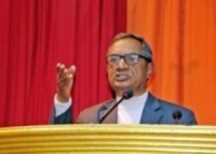 दलहरु विभाजन हुँदा लोकतन्त्र कमजोर हुन्छ : नेता शर्मा   