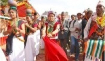 थारु गाउँमा माघीको चहलपहल सुरु