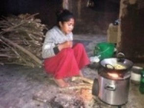 मुसहर बस्तीमा सुधारिएको चुलो   