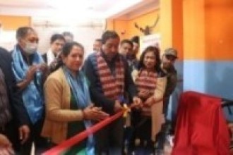 गोकर्णेश्वर नगरपालिकाद्वारा शिखर छहारी सांस्कृतिक कलाकेन्द्रलाई बाद्यबादन हस्तान्तरण