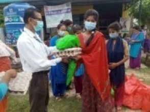 गर्भवतीलाई बारबर्दियाको उपहार, दूध सङ्कलन केन्द्रमा अनुदान   