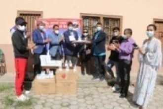 प्रेस चौतारीलाई स्वास्थ्य सामग्री हस्तान्तरण  