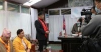 बाढीपीडितका समस्या समाधानका लागि सरकारलाई घच्घच्याउँछु : अध्यक्ष दाहाल