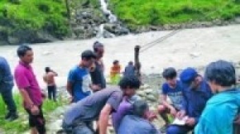 दार्चुला तुइन घटना : छानबिन समिति बैतडी प्रस्थान 