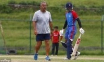 मुख्य प्रशिक्षक ह्वाटमोरले ओमान सिरिजपछि राजीनामा दिने