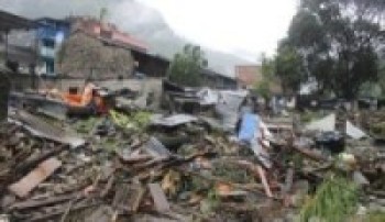 पहिरो खस्दा कालीपुलका आठ घर क्षति, तीन घाइते 