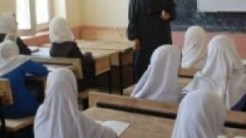 तालिवानले महिलालाई पढ्न दिने, पुरुषसँग एउटै कक्षामा बस्न भने नदिने