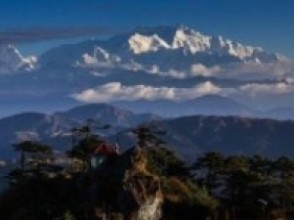 कञ्चनजङ्घा हिमशृङ्खला क्षेत्र :  लयमा फर्किँदै पर्यटकको आगमन