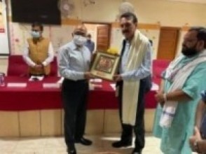 नेपाल भारतबीच नजिकको सम्बन्ध रहेकाले कहिलेकाहीँ समस्या आउनु पनि स्वभाविक हो : डा महत   