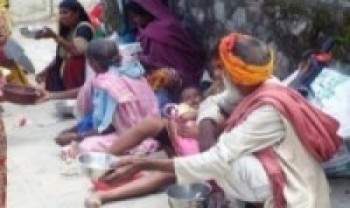 मगन्ते निरुत्साही पार्दै प्रहरी   