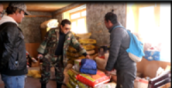मनाङ ङिसाङ गाऊपालिकाको बिभिन्न क्षेत्रमा राहत बितरण सम्पन्न