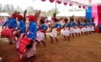 थारु नाच संरक्षणमा युवा