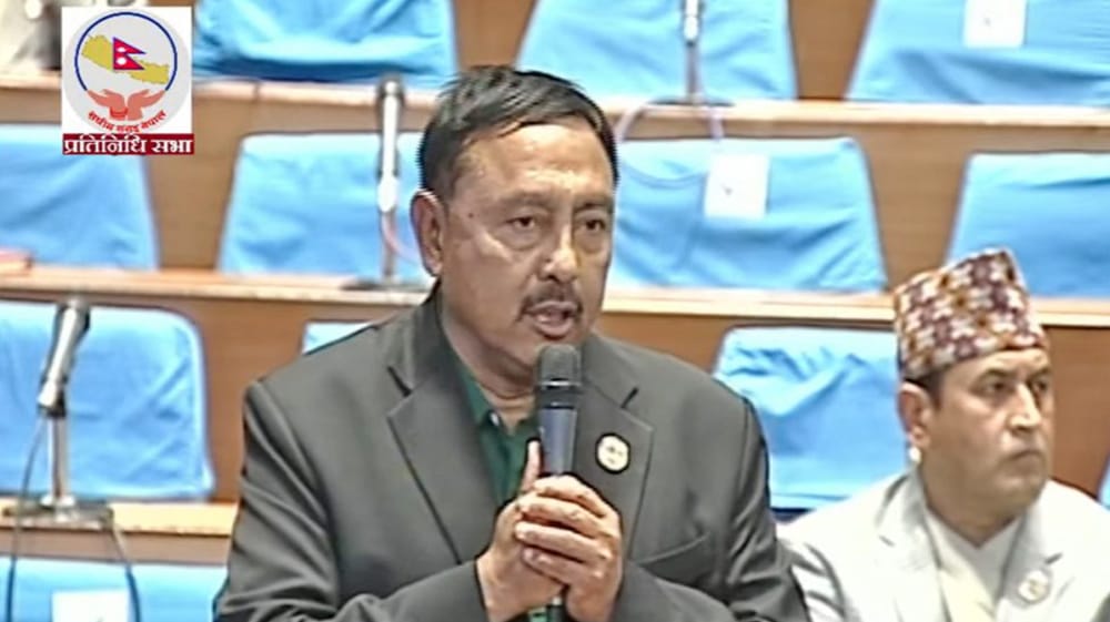 हिन्दूराष्ट्रको पक्षमा उभिए कांग्रेस सांसद गिरी