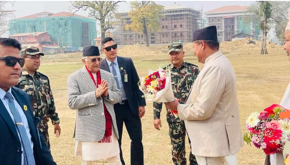 प्रदेशसभालाई सम्बोधन गर्न दाङ पुगे ओली