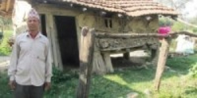 गर्जमुनिका बादी गर्जो टार्नकै लागि भारत पलायन