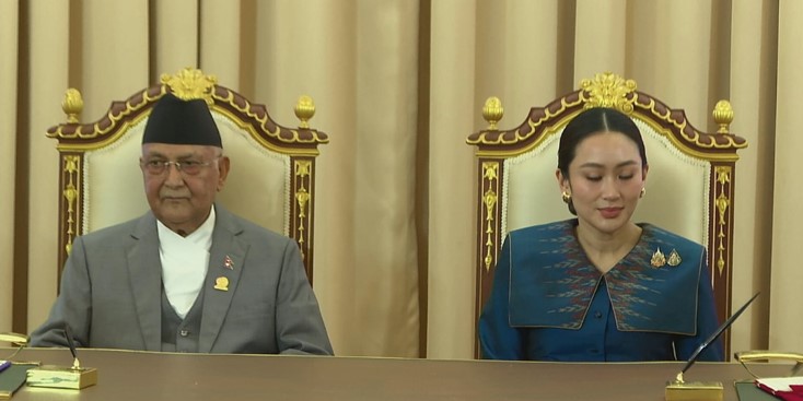 प्रधानमन्त्री ओली र थाइल्याण्डका प्रधानमन्त्री शिनावात्राबीच भेटवार्ता