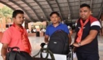 देशभर मतदान भइरहेका बेला विमानस्थलमा भेटिएका मानसिंहहरु...