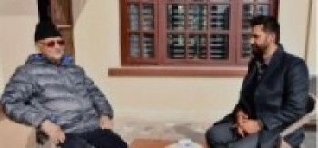 एमाले अध्यक्ष ओली र रास्वपा सभापति लामिछानेबीच भेटवार्ता   