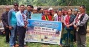 अन्तर्राष्ट्रिय रोल्पाली सेवा समाजद्वारा थबाङमा आगलागी पीडितलाई आर्थिक सहयोग हस्तान्तरण