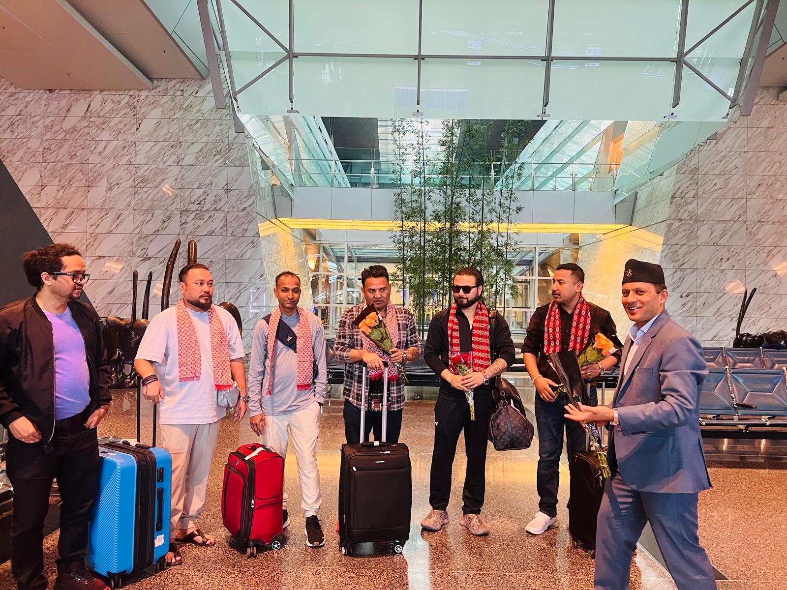 मेरो भ्वाइस युनिभर्स’ र ‘मेरो डान्स युनिभर्स’ अडिसनको  टिम दोहामा