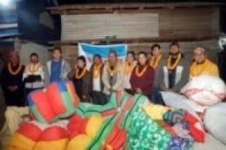 मकवानपुरको चेपाङ बस्तिमा न्यानो कपडा,सिरक तथा शैक्षिक सामाग्री  बितरण सम्पन्न