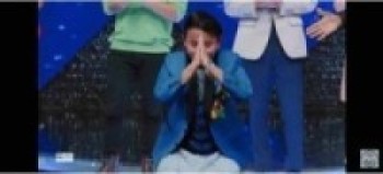 मेराे भ्वाइस युनिभर्सकाे फाईनल प्रवेश गरेका परेशलाई संखुवासभाको आर्थिक सहयोग