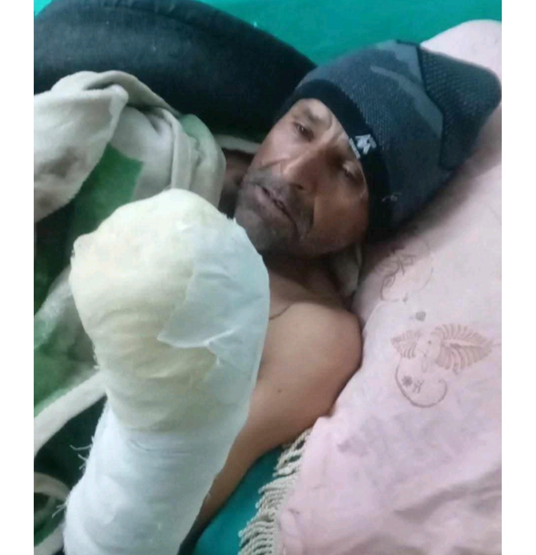 संखुवासभा समाज कतारद्वारा बिरामी सुवेदीलाई आर्थिक सहयोग