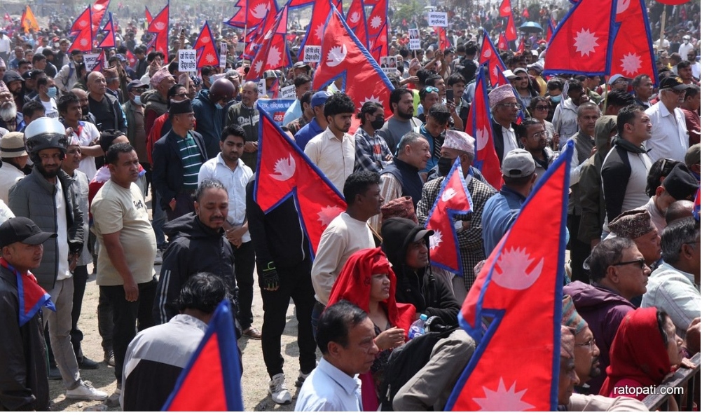 भेला हुन थाले राजावादी तीनकुनेमा