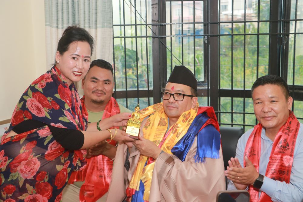 बागमती प्रदेशका नवनियुक्त मन्त्री प्रभात लामाको सम्मान  तथा  मुग्लानी खबर पोडकास्ट को शुभारम्भ