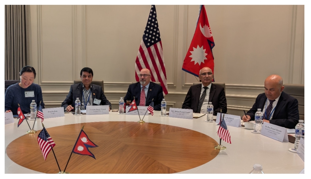 नेपालमा ढुक्क भएर लगानी गर्न अन्तर्राष्ट्रिय लगानीकर्तालाई  अर्थमन्त्रीको अनुरोध