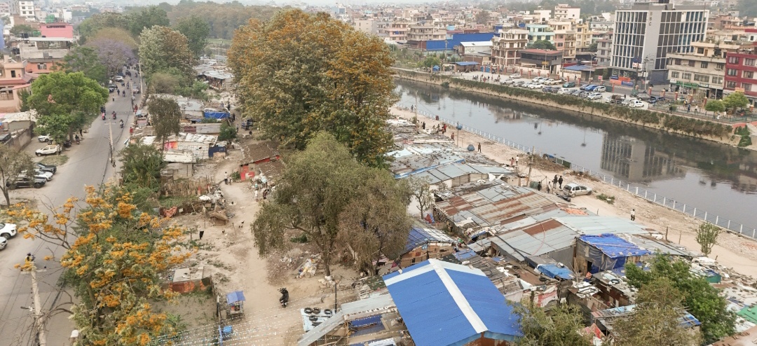 साँझ पर्नै लाग्दा त्राहिमाम सुकुम्बासी बस्ती